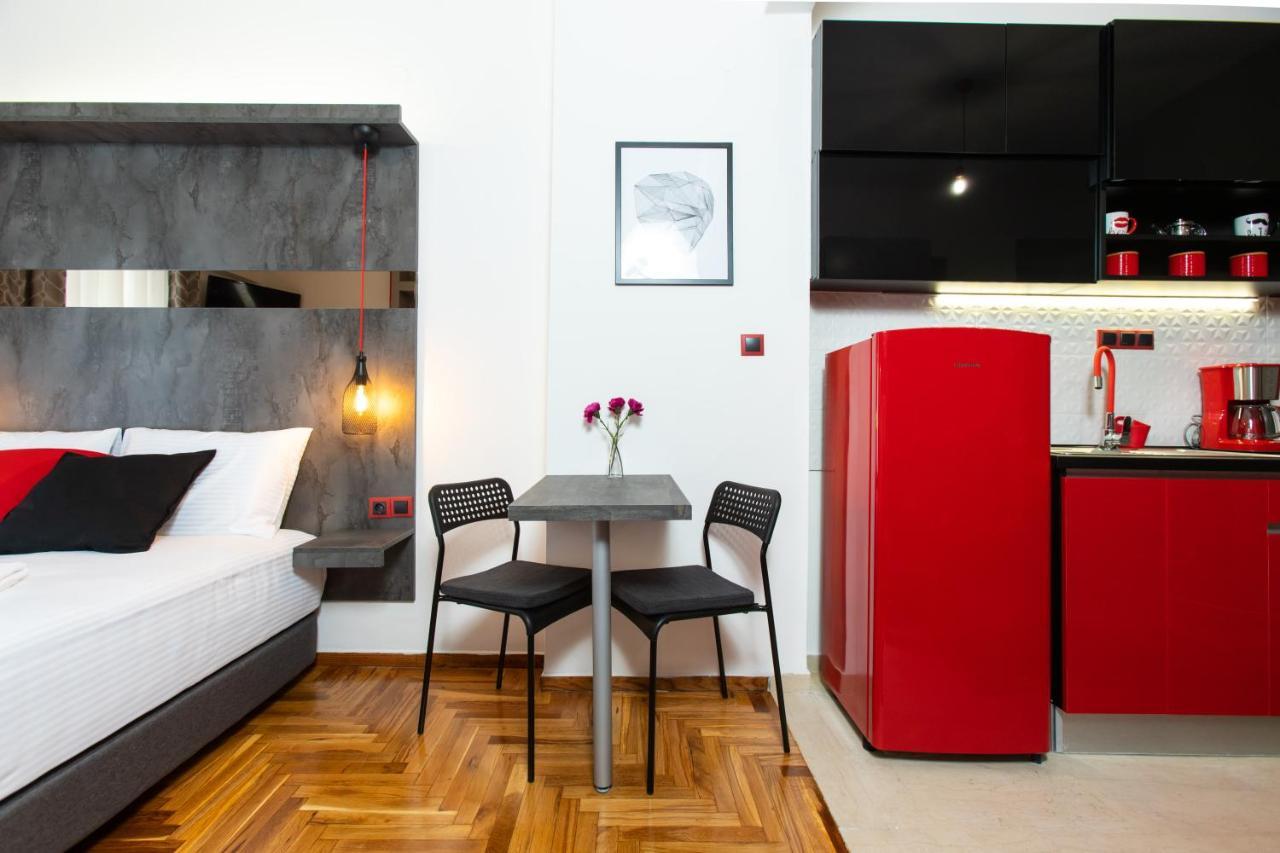 Downtown Luxury Boutique Suites : The Red Suite Thessaloníki Exteriör bild