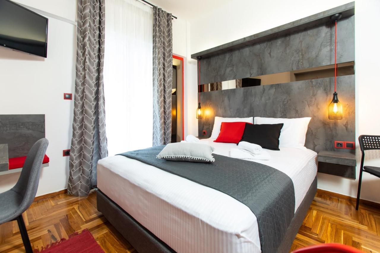 Downtown Luxury Boutique Suites : The Red Suite Thessaloníki Exteriör bild